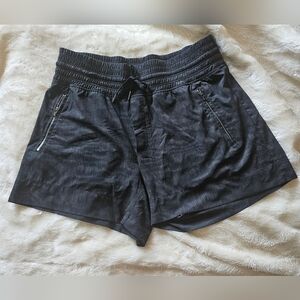 Athleta Camden High Waist Printed Athletic Shorts Size 12